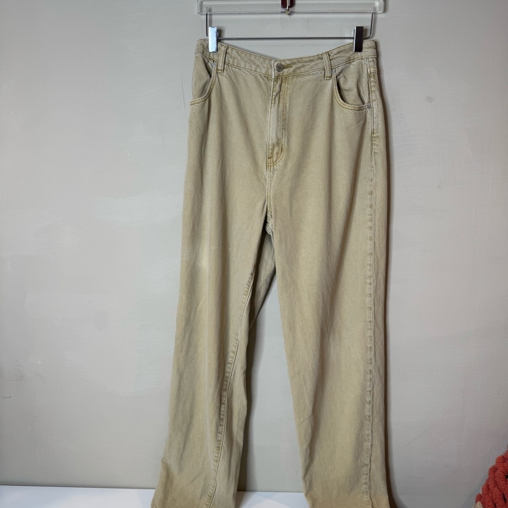 ROLLA'S Light Tan Denim balloon leg Jean size 31 - Picture 2 of 12